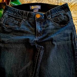 DEMOCRACY 8 ab solution nwot jeans . narrow straight never worn. High rise